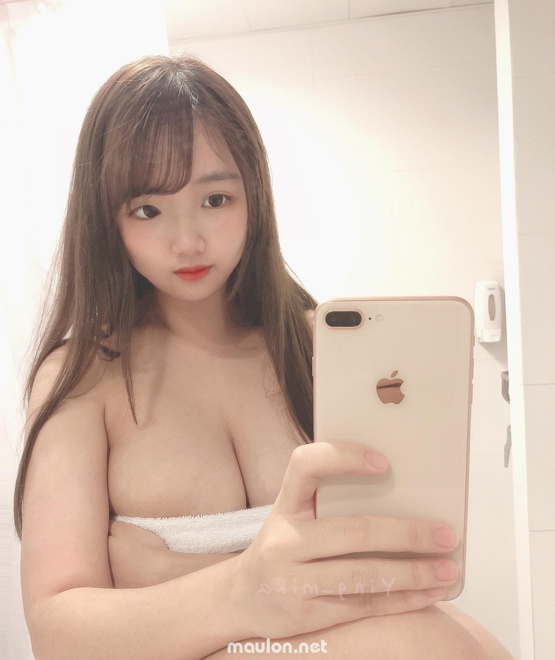 Ảnh sex nữ sinh Hàn Quốc ngực siêu to khổng lồ