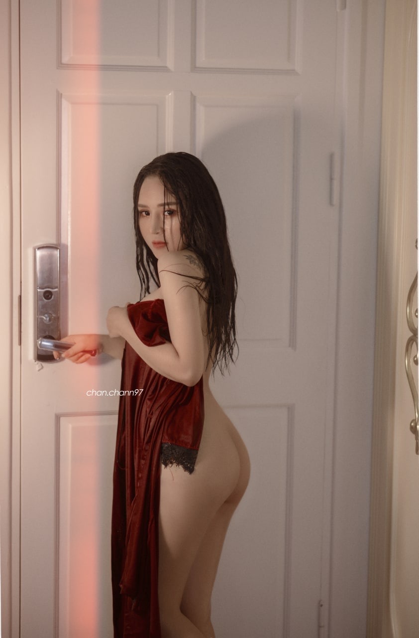 Ảnh sex gái xinh Chan Chan 97 vú to