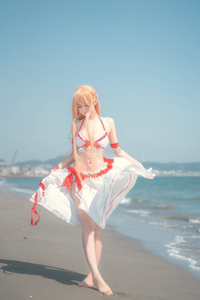 Cosplay Asuna đẹp như vầy thì Kirito sao dám bỏ?