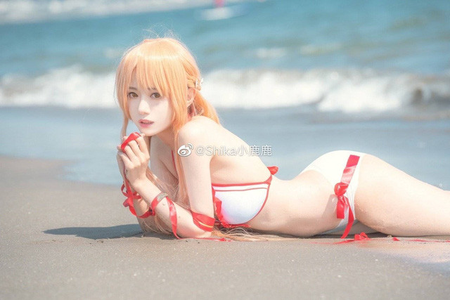 Cosplay Asuna đẹp như vầy thì Kirito sao dám bỏ?