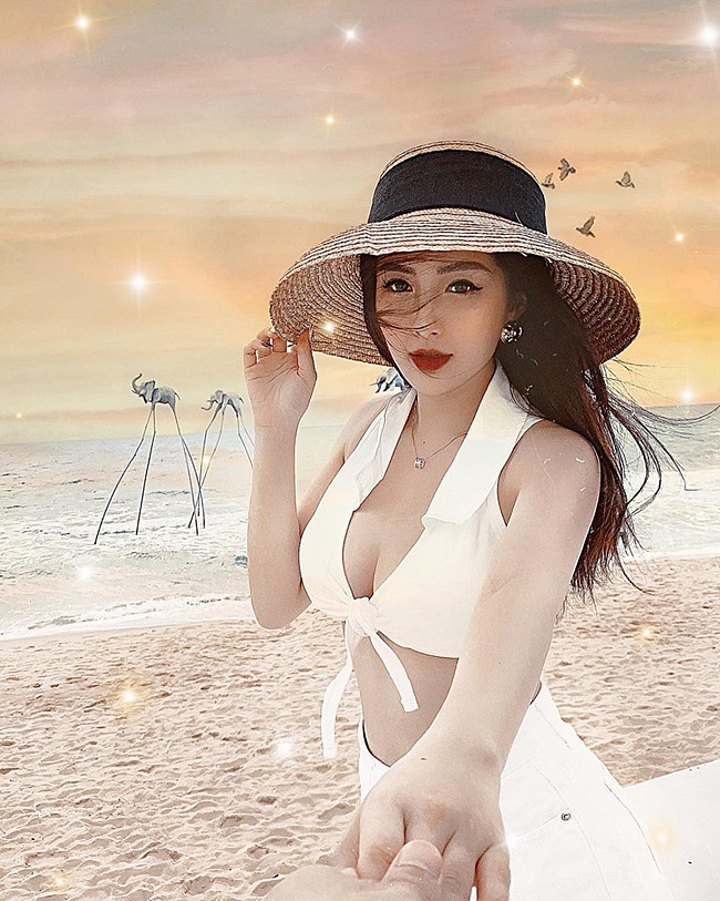 Em họ Hương Tràm khoe dáng nõn nà trong loạt ảnh bikini “nóng rẫy”