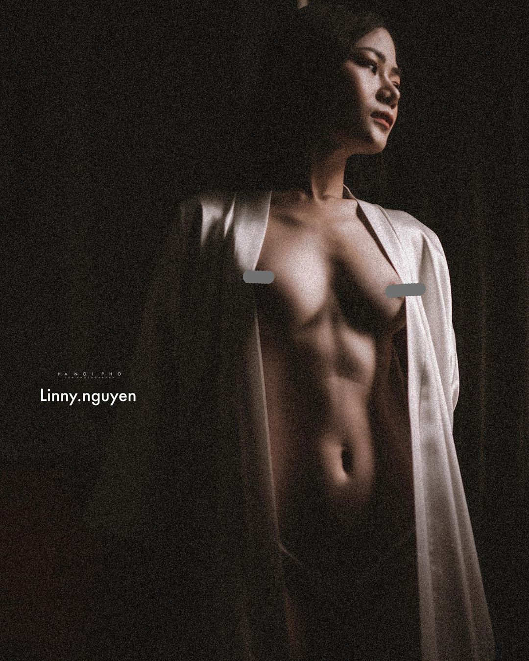 Linny Nguyễn người mẫu ảnh Nude đầy nghệ thuật