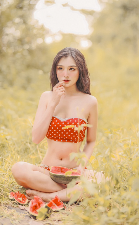 Mai Ngọc Khánh Linh bông hồng 18+ tuổi teen